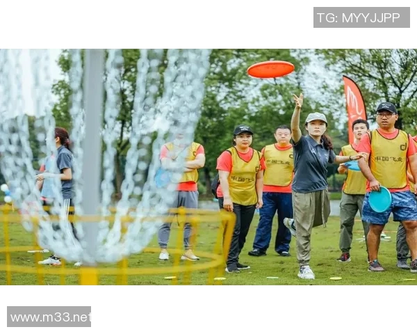 飞盘热潮下的上海飞盘队配合创新与战术变革探讨