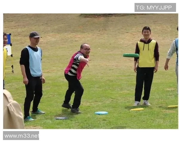 上海滑板队战术解析:如何在竞争中脱颖而出与提升团队协作能力 上海滑板队战术解析:如何在竞争中脱颖而出与提升团队协作能力